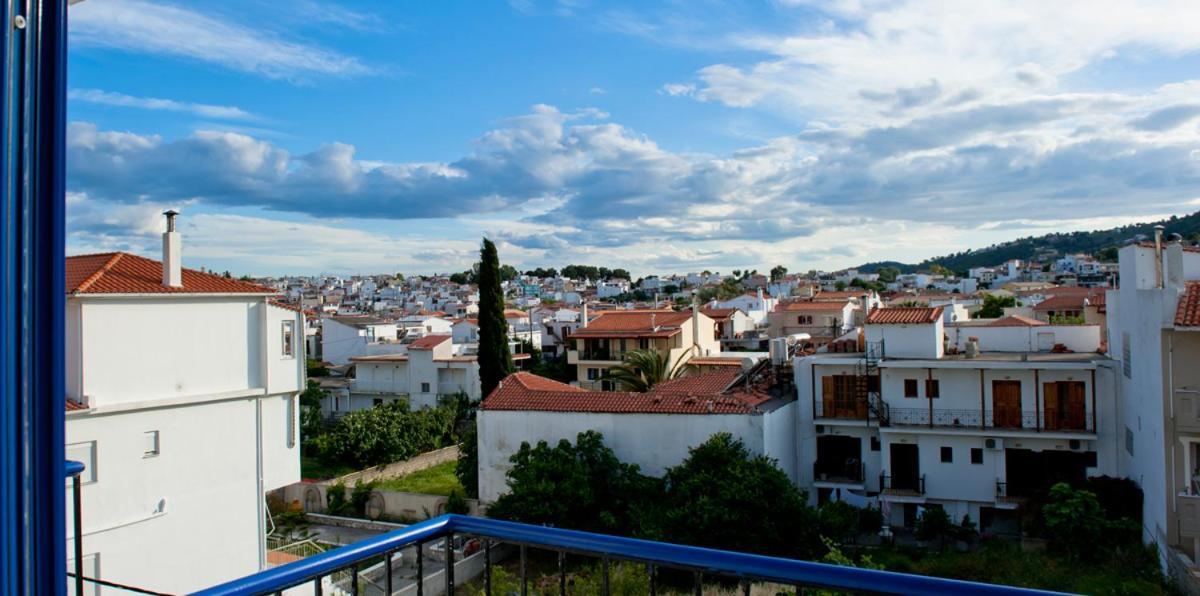Syraina Apartments Skiathos-Stadt Exterior foto