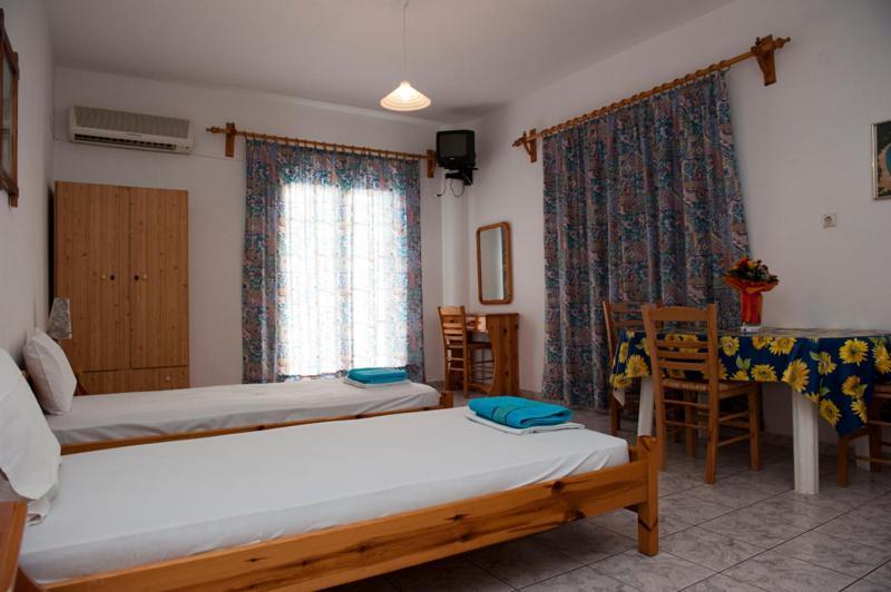 Syraina Apartments Skiathos-Stadt Exterior foto