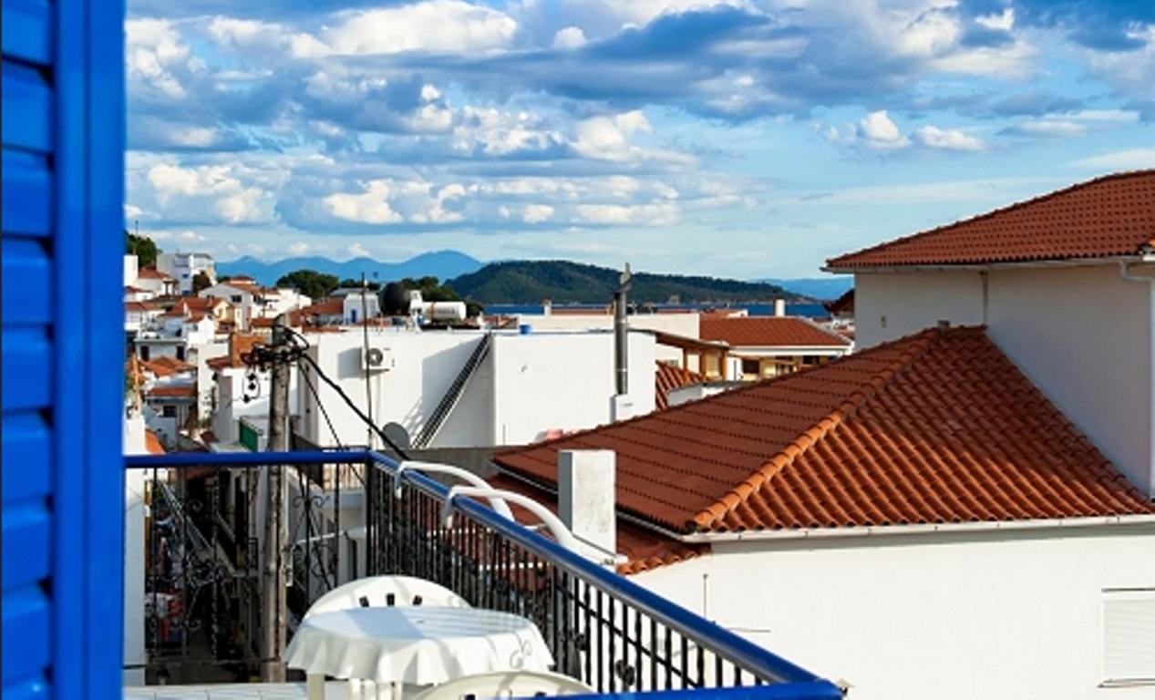 Syraina Apartments Skiathos-Stadt Exterior foto
