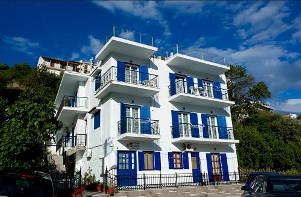 Syraina Apartments Skiathos-Stadt Exterior foto