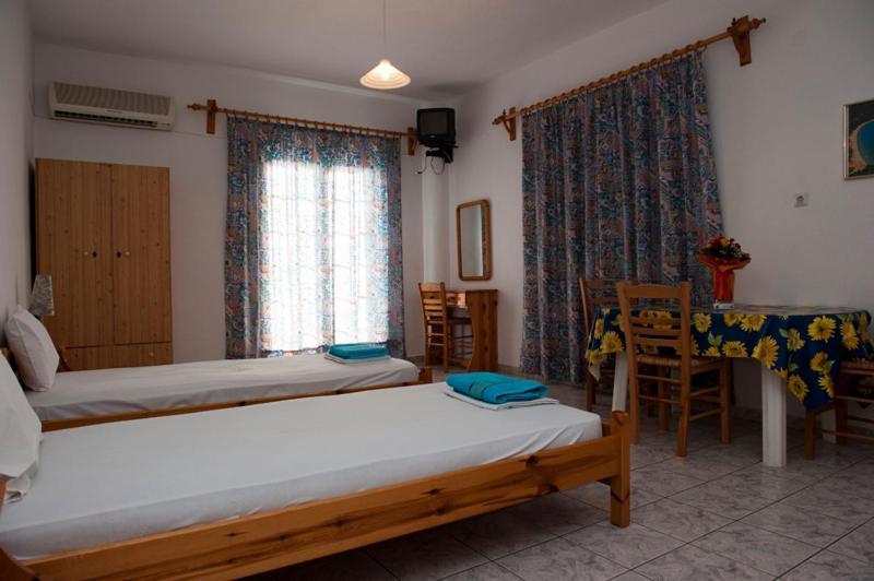 Syraina Apartments Skiathos-Stadt Exterior foto
