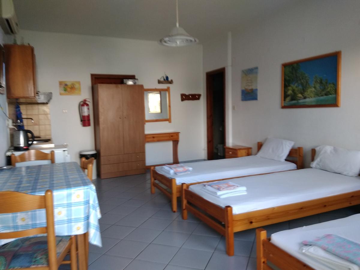 Syraina Apartments Skiathos-Stadt Exterior foto