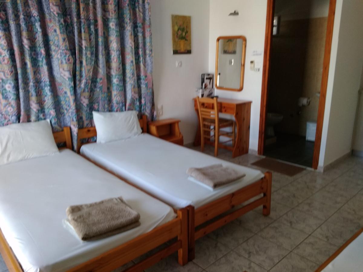 Syraina Apartments Skiathos-Stadt Exterior foto